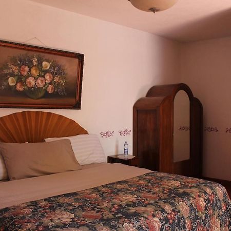 Hotel Posada Chamacuero Comonfort Екстер'єр фото