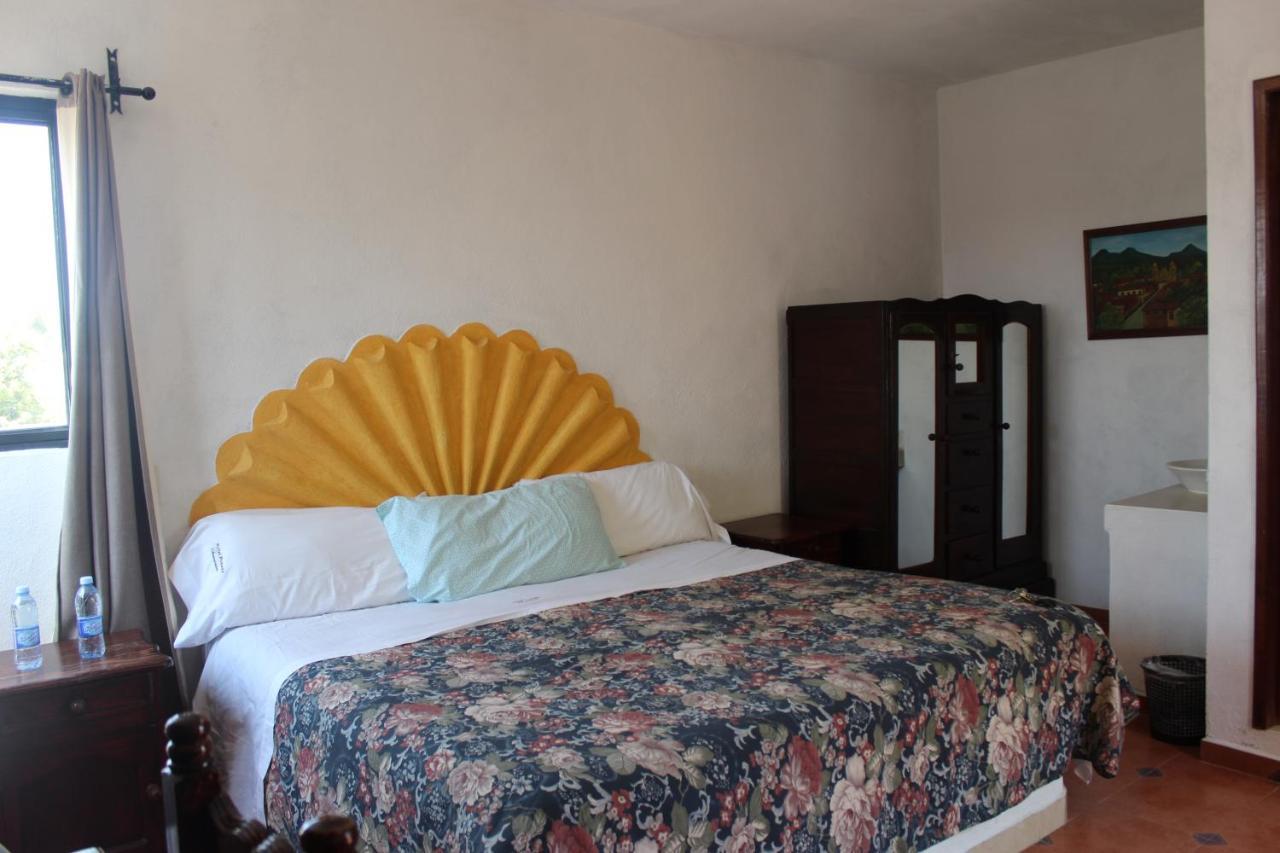 Hotel Posada Chamacuero Comonfort Екстер'єр фото