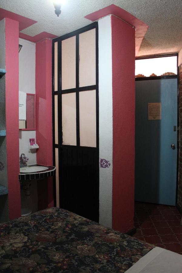 Hotel Posada Chamacuero Comonfort Екстер'єр фото