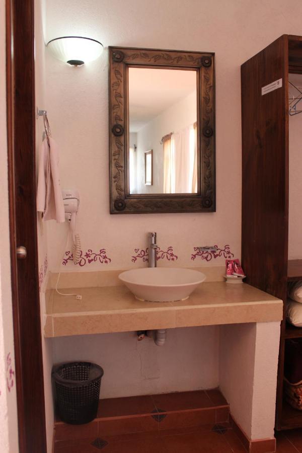 Hotel Posada Chamacuero Comonfort Екстер'єр фото